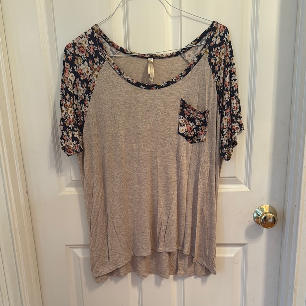 Floral Sleeve Women's Top A-3